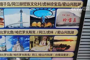 贝林厄姆和母亲马德里逛街被众多球迷包围